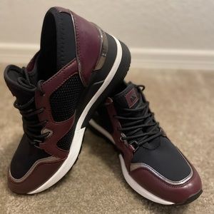 Michael Kors Shoes Womens 6.5M Casual Sneakers